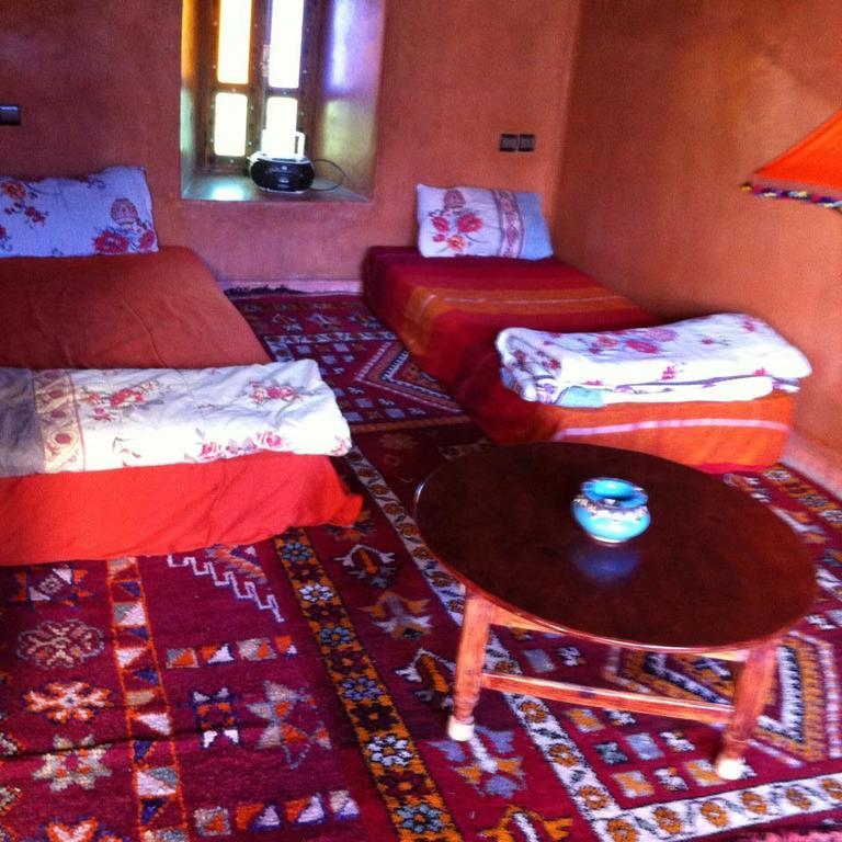 Riad La Maison Du Desert Oulad Driss Habitación foto